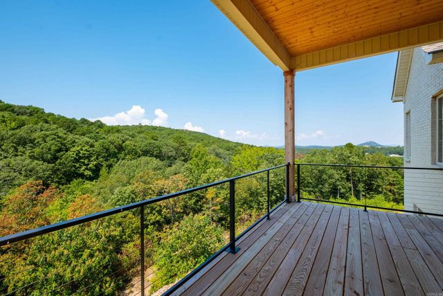 23 Falstone Drive, Little Rock, AR 72223