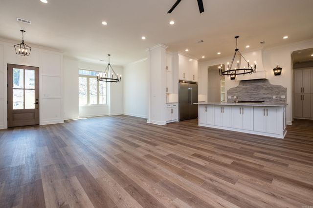 23 Falstone Drive, Little Rock, AR 72223