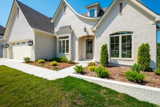 23 Falstone Drive, Little Rock, AR 72223