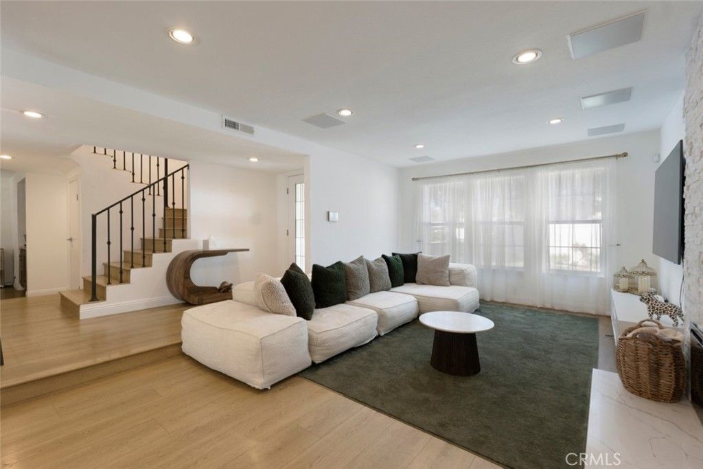 22828 Hartland Street, West Hills, CA 91307 — photo 4