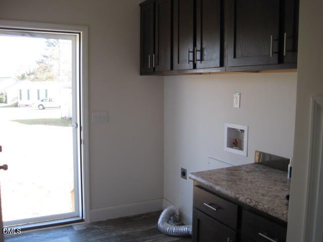 107 Cottonwood Court, Kenly, NC 27542