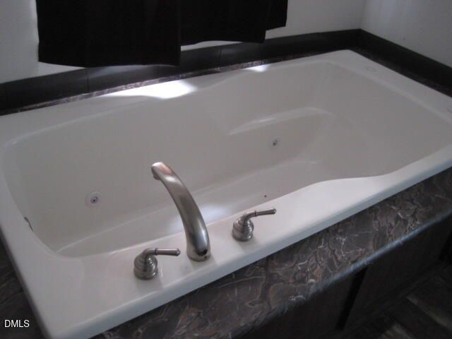 107 Cottonwood Court, Kenly, NC 27542