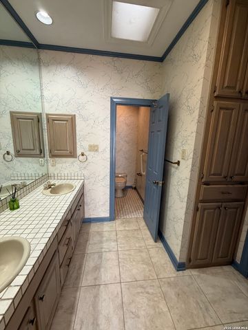 97 CAMPDEN CIR, San Antonio, TX 78218