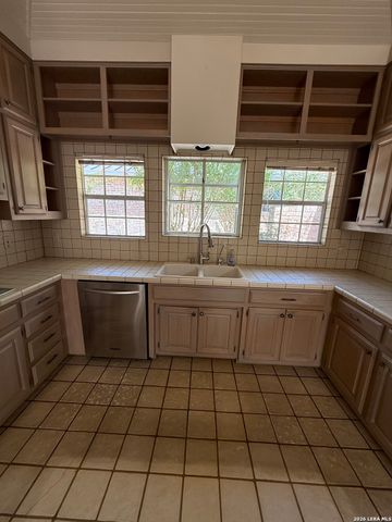 97 CAMPDEN CIR, San Antonio, TX 78218