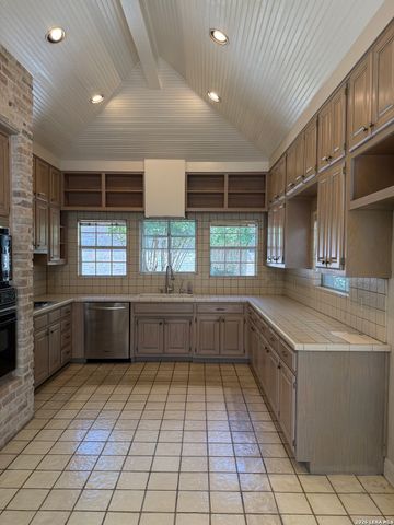 97 CAMPDEN CIR, San Antonio, TX 78218