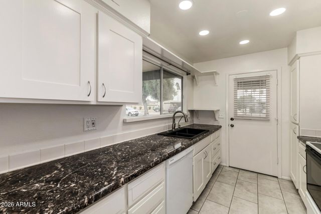 1976 E DEL SUR Drive, Tempe, AZ 85283