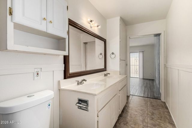 1976 E DEL SUR Drive, Tempe, AZ 85283