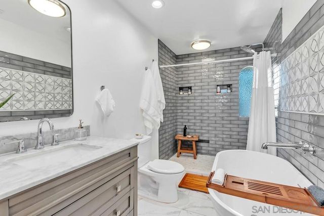3232 Loma Riviera Drive, San Diego, CA 92110
