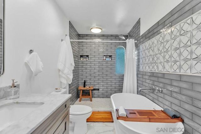 3232 Loma Riviera Drive, San Diego, CA 92110
