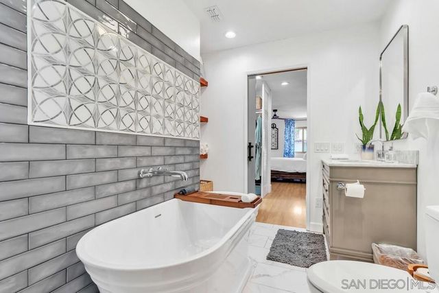 3232 Loma Riviera Drive, San Diego, CA 92110
