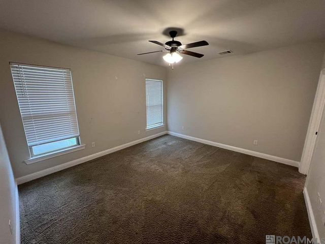 6212 Lake Edge Dr, Baton Rouge, LA 70820