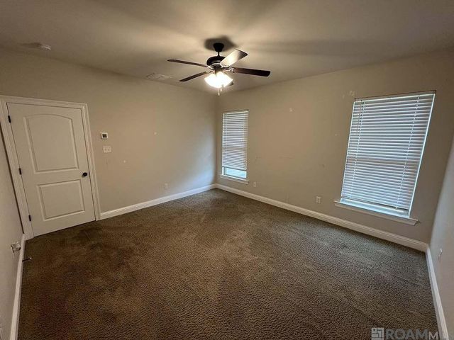 6212 Lake Edge Dr, Baton Rouge, LA 70820