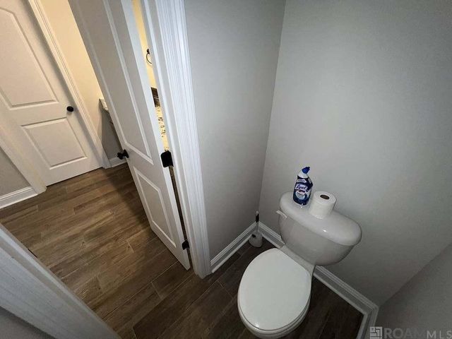 6212 Lake Edge Dr, Baton Rouge, LA 70820