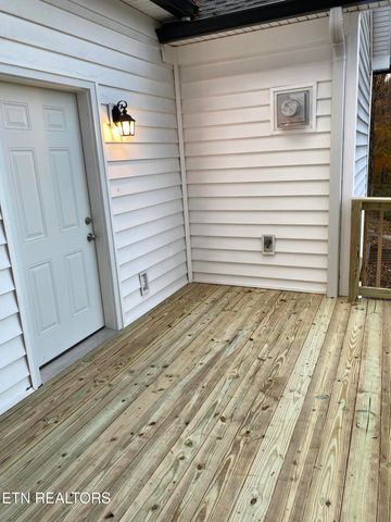 112 New Bedford Lane, Oak Ridge, TN 37830