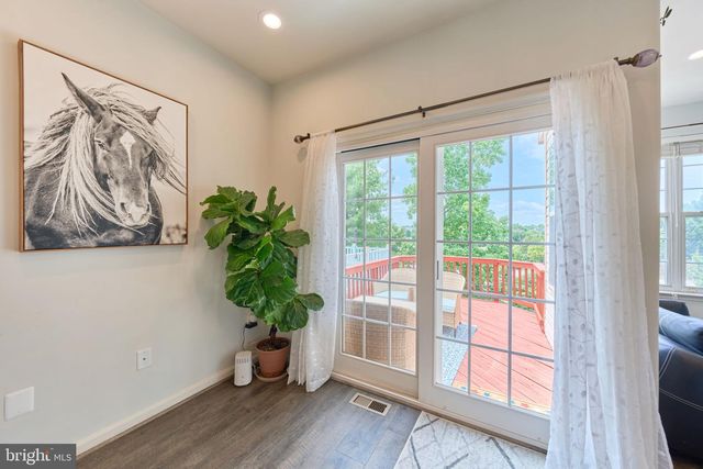 21095 MOSSY GLEN TER, Ashburn, VA 20147