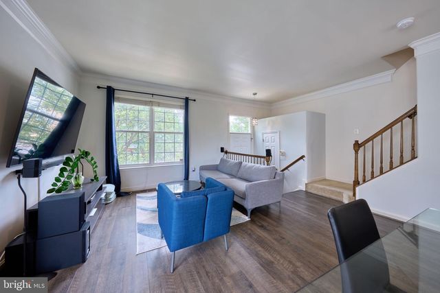 21095 MOSSY GLEN TER, Ashburn, VA 20147