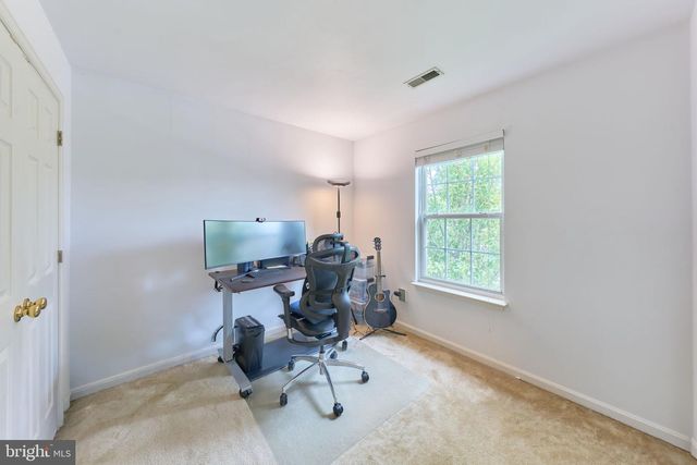 21095 MOSSY GLEN TER, Ashburn, VA 20147
