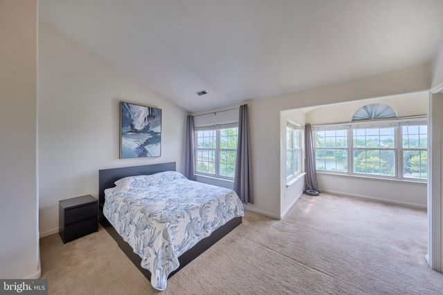 21095 MOSSY GLEN TER, Ashburn, VA 20147