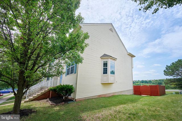 21095 MOSSY GLEN TER, Ashburn, VA 20147