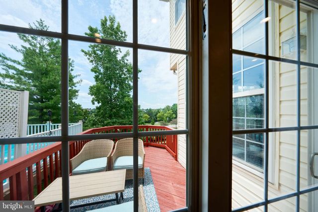 21095 MOSSY GLEN TER, Ashburn, VA 20147