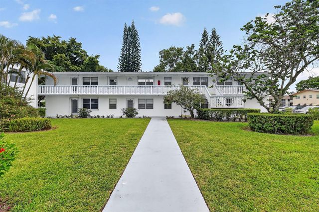 238 Sussex L, West Palm Beach, FL 33417