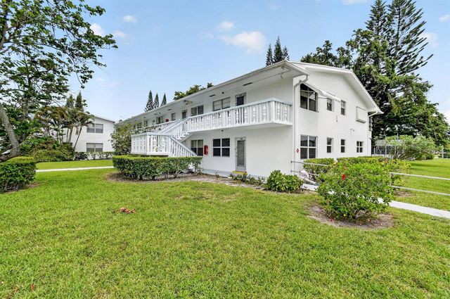 238 Sussex L, West Palm Beach, FL 33417