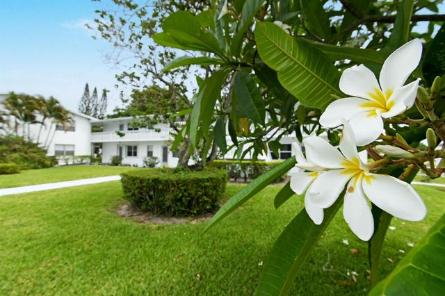 238 Sussex L, West Palm Beach, FL 33417