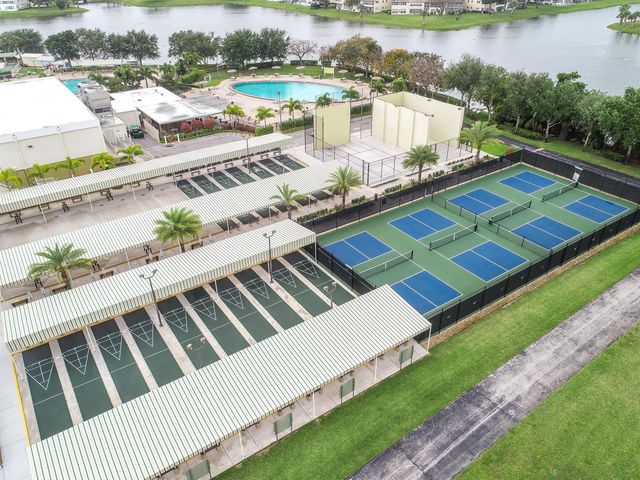 238 Sussex L, West Palm Beach, FL 33417