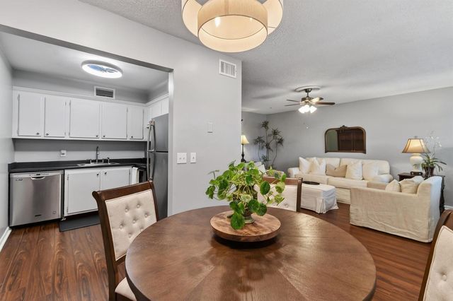 238 Sussex L, West Palm Beach, FL 33417