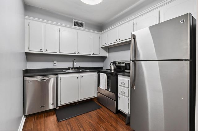 238 Sussex L, West Palm Beach, FL 33417