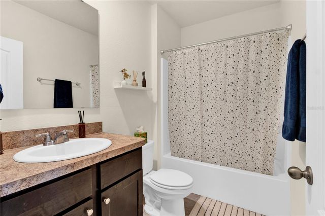 9042 PINALES WAY, Kissimmee, FL 34747