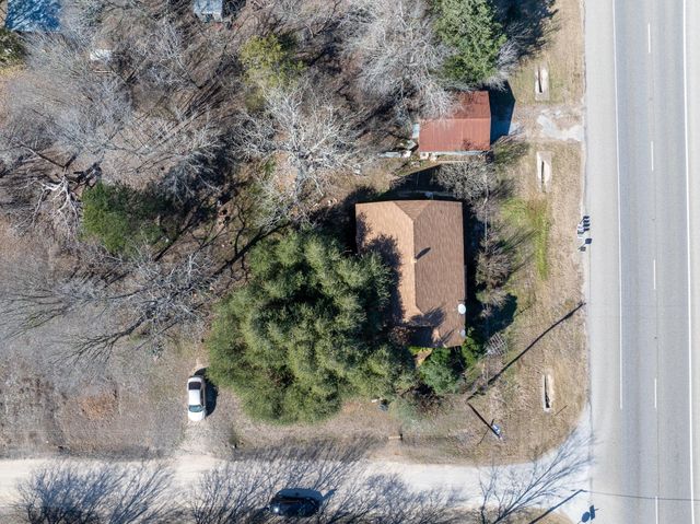 3793 Us-290 E, Paige, TX 78659