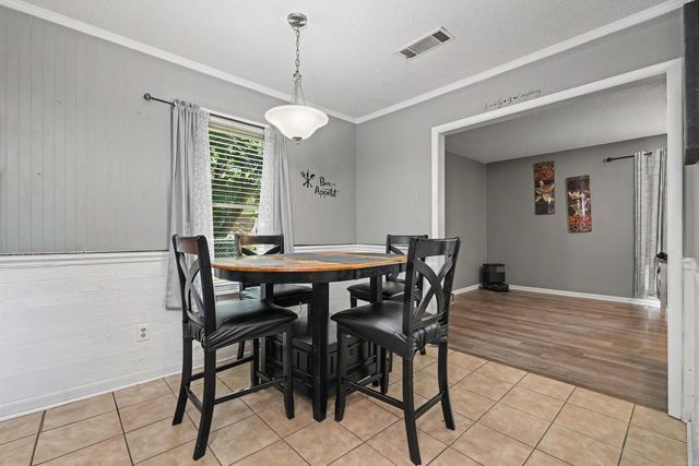 4 Malcolm Cv, Little Rock, AR 72209