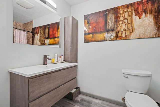 4 Malcolm Cv, Little Rock, AR 72209