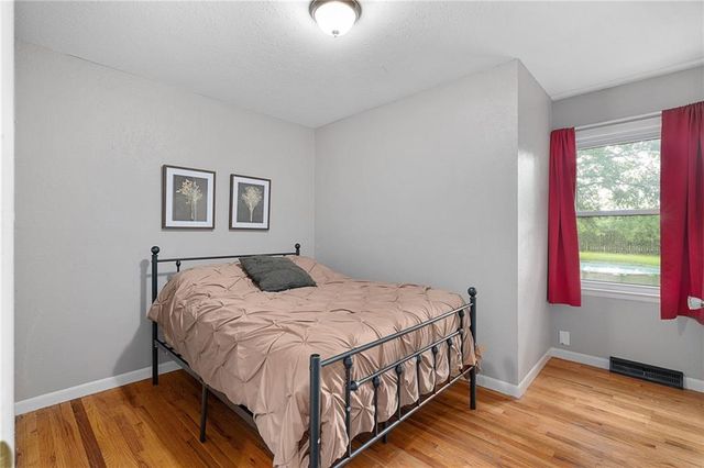 7817 Arlington Avenue, Raytown, MO 64138