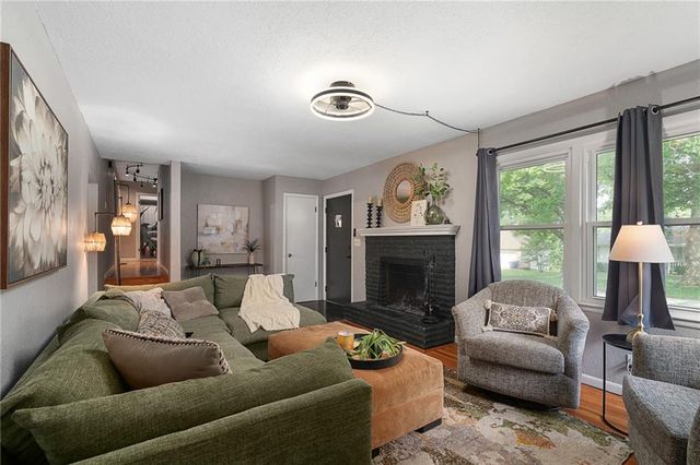 7817 Arlington Avenue, Raytown, MO 64138