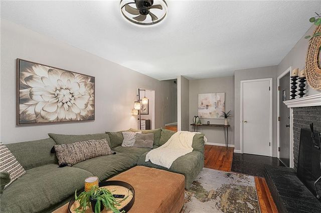 7817 Arlington Avenue, Raytown, MO 64138