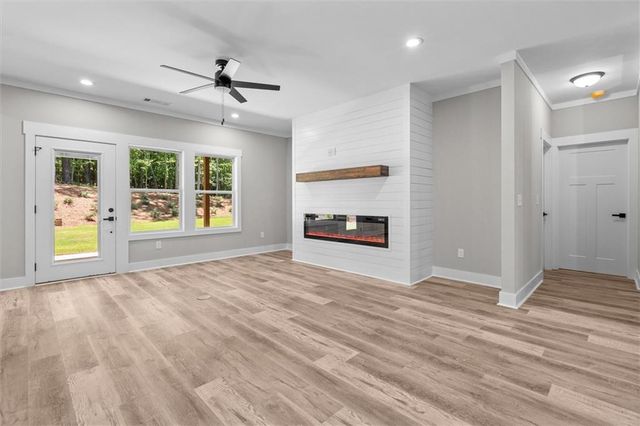 10041 Lakeview Parkway, Villa Rica, GA 30180