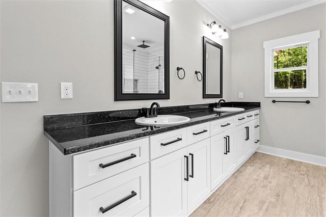 10041 Lakeview Parkway, Villa Rica, GA 30180