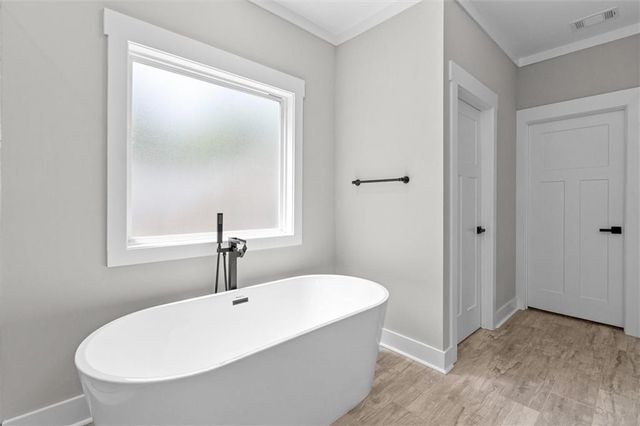 10041 Lakeview Parkway, Villa Rica, GA 30180