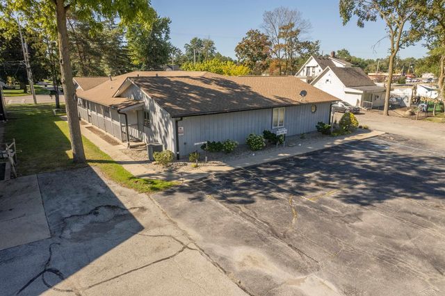 4386 State Street, Saginaw, MI 48603