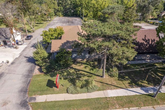 4386 State Street, Saginaw, MI 48603