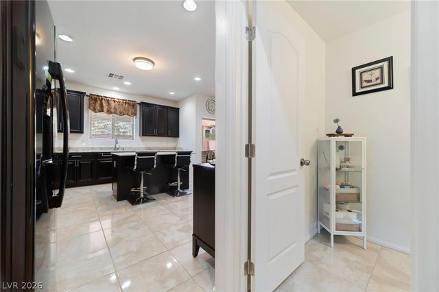 10760 Centerville Bay Court, Las Vegas, NV 89179