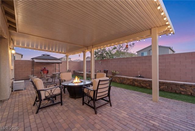 10760 Centerville Bay Court, Las Vegas, NV 89179