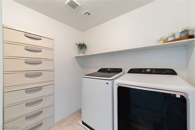 10760 Centerville Bay Court, Las Vegas, NV 89179