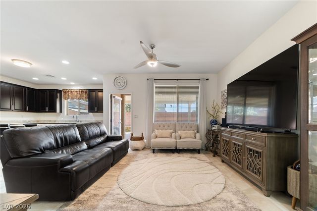 10760 Centerville Bay Court, Las Vegas, NV 89179