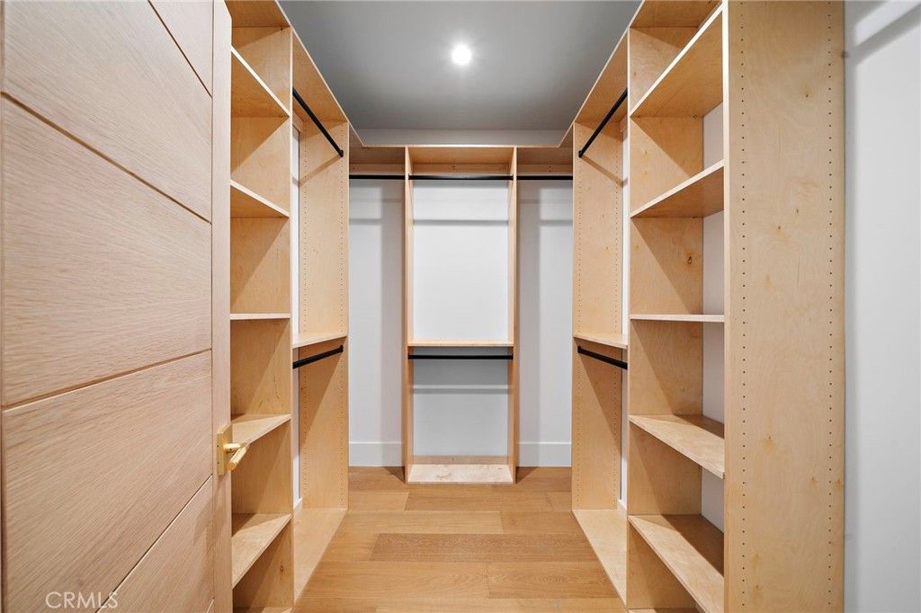 Image 19 of property listing at 37 Beachcomber, Corona Del Mar, CA 92625