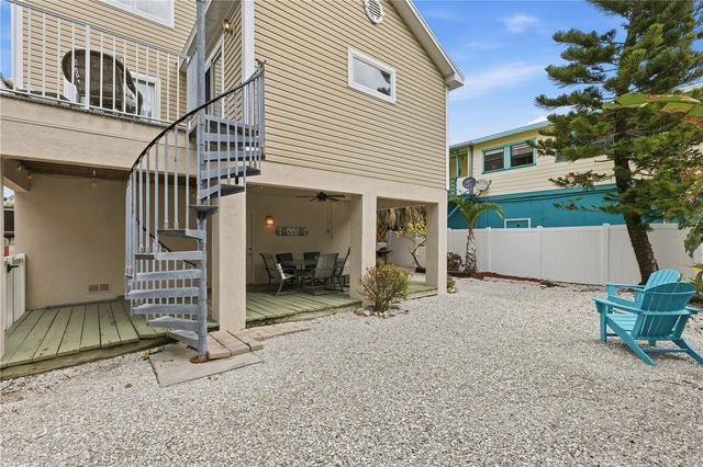 5390 GULF DRIVE, Holmes Beach, FL 34217