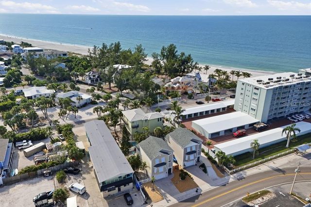 5390 GULF DRIVE, Holmes Beach, FL 34217