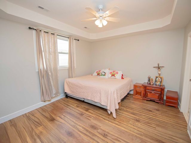 105 N 12th Avenue, Melrose Park, IL 60160